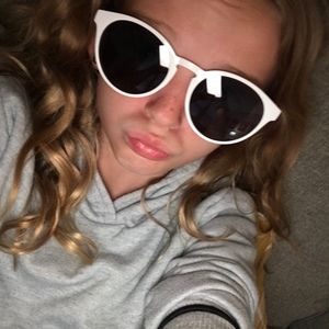 Meet your Posher, Adelyn